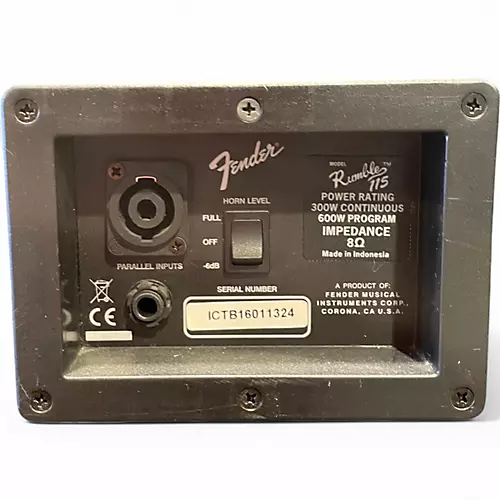 Used Fender RUMBLE 115 Bass Cabinet - musicians--Friend