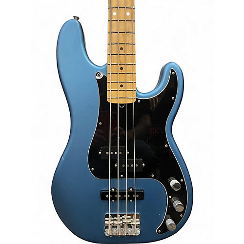 Used Fender American Performer Precision Bass Lake Placid Blue Electric Bass Guitar Lake Placid Blue - musicians--Friend