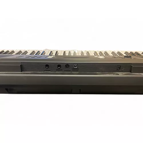 Used Yamaha PSR-E373 Digital Piano - musicians--Friend