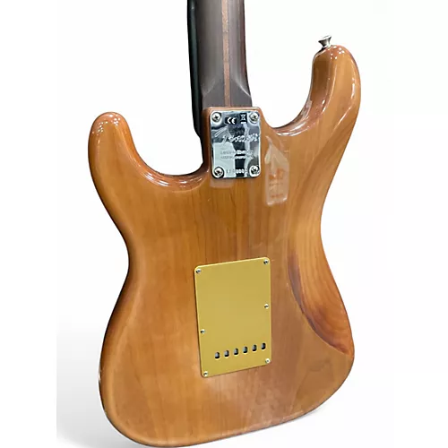 Used Fender Rarities Quilt Maple Top Stratocaster Quilted Maple Solid Body Electric Guitar Quilted Maple - musicians--Friend