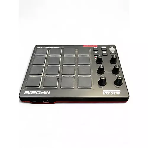 Used Akai Professional MPD218 MIDI Controller - musicians--Friend