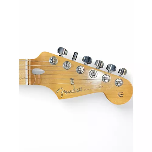 Used 2019 Fender Player Stratocaster surf pearl Solid Body Electric Guitar surf pearl - musicians--Friend