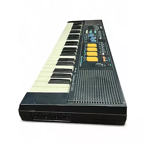 Used Casio mt220 Digital Piano - musicians--Friend