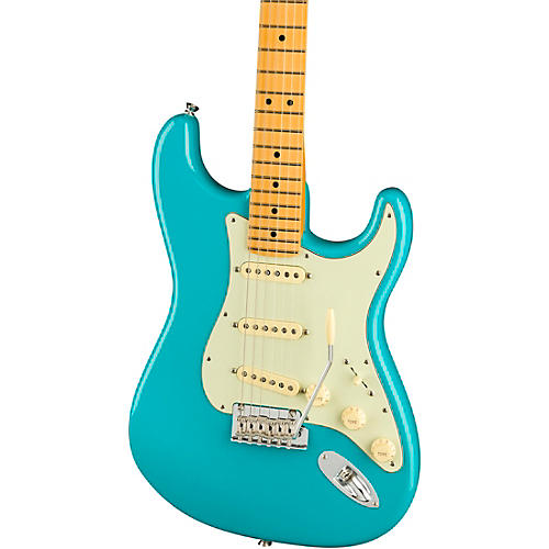 Fender American Professional II Stratocaster Maple Fingerboard Electric Guitar Black - musicians--Friend
