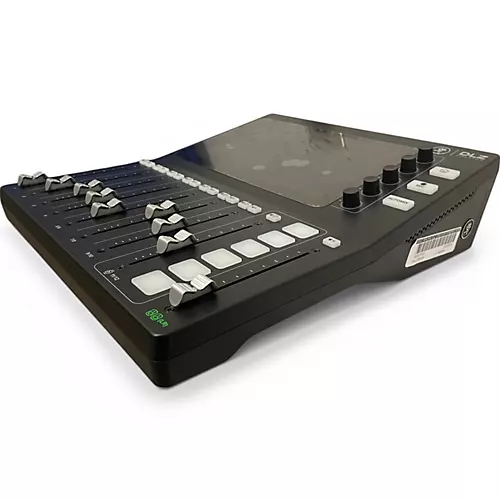 Used Mackie dlz creator Powered Mixer - musicians--Friend