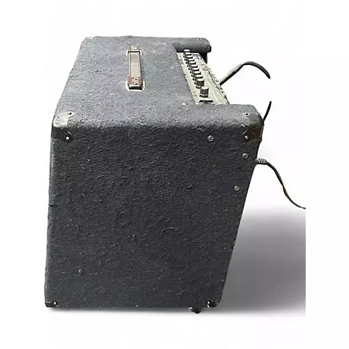 Used Roland KC600 Keyboard Amp - musicians--Friend