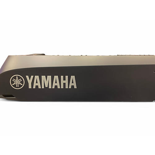 Used Yamaha Portable Grand DGX670 Keyboard Workstation - musicians--Friend