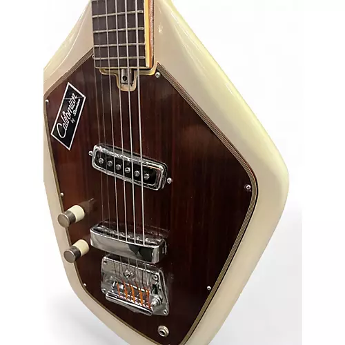 Used Domino  CALIFORNIAN Cream Electric Guitar Cream - musicians--Friend
