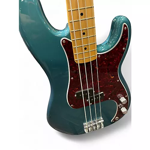 Used Fender Player Precision Bass Emerald Green Electric Bass Guitar Emerald Green - musicians--Friend