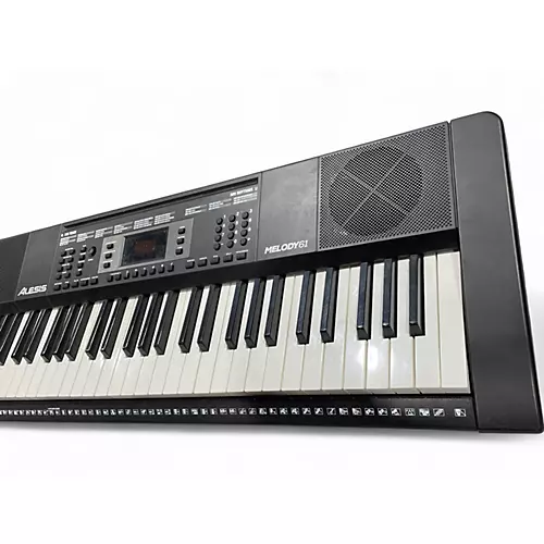 Used Alesis melody 61 - musicians--Friend