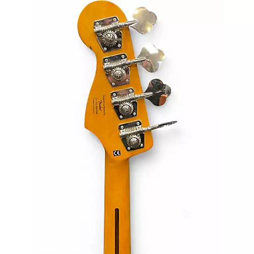 Used Squier Classic Vibe 1960S Jazz Bass 3 Tone Sunburst Electric Bass Guitar 3 Tone Sunburst - musicians--Friend