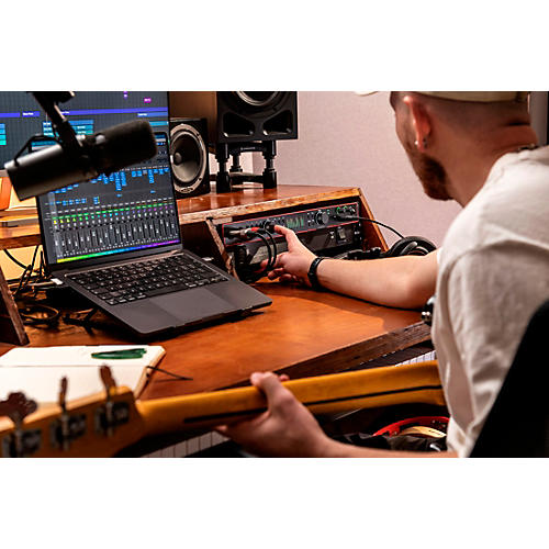 Focusrite Scarlett 18i20 4th Gen 18x20 USB-C Audio Interface - musicians--Friend