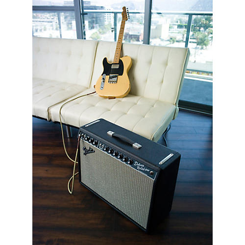 Fender '64 Custom Deluxe Reverb 20W 1x12 Tube Guitar Combo Amp Black - musicians--Friend