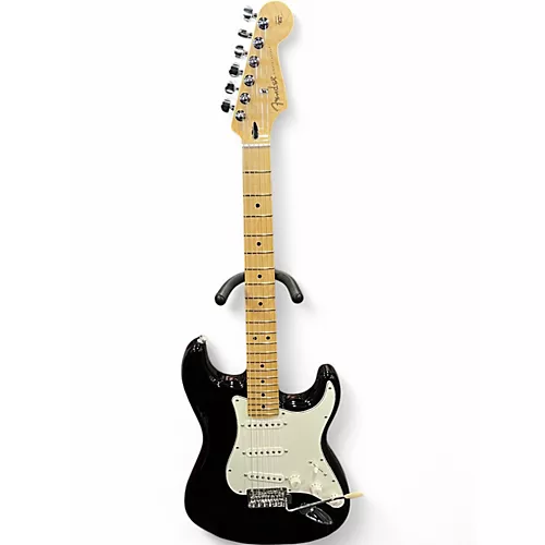Used Fender Player Stratocaster Black Solid Body Electric Guitar Black - musicians--Friend