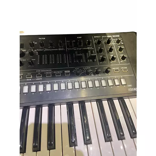 Used Roland SYSTEM 8 Synthesizer - musicians--Friend