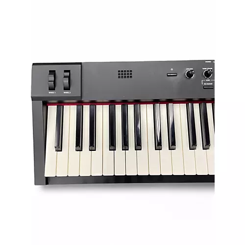Used Roland RD88 - musicians--Friend