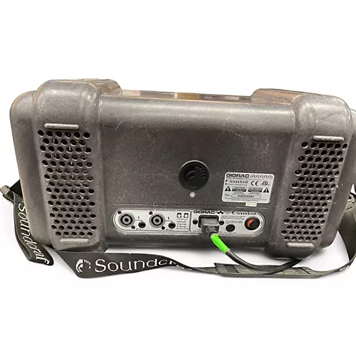 Used 2010 Soundcraft Gigrac 1000 Powered Mixer - musicians--Friend