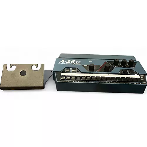 Used Aviom a16ii Unpowered Mixer - musicians--Friend