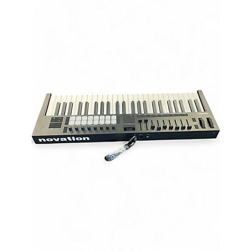 Used Novation Launchkey 49 Key MIDI Controller - musicians--Friend