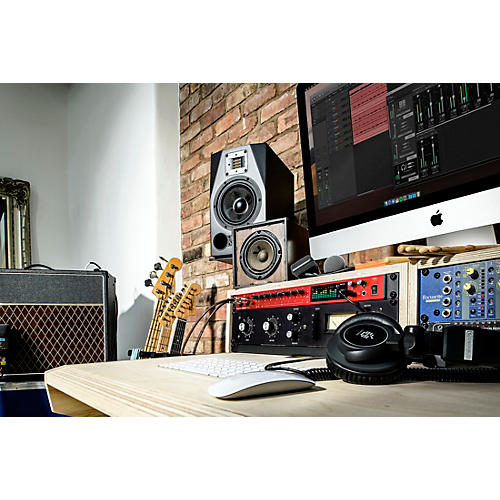Focusrite Clarett+ 8Pre USB Audio Interface - musicians--Friend
