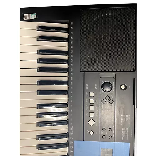 Used Yamaha PSRE333 Portable Keyboard - musicians--Friend