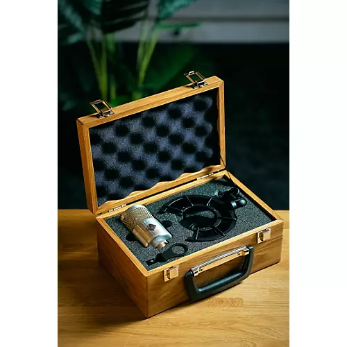 Soyuz Microphones 1973 Deluxe Silver - musicians--Friend