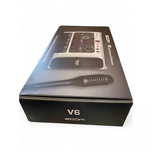 Used Zoom V6 Multi Effects Processor - musicians--Friend