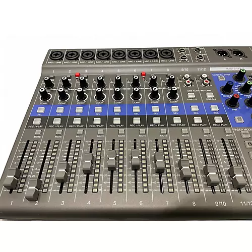 Used Zoom L-12 Unpowered Mixer - musicians--Friend
