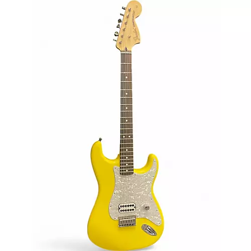 Used Fender Tom Delonge Signature Stratocaster Yellow Solid Body Electric Guitar Yellow - musicians--Friend