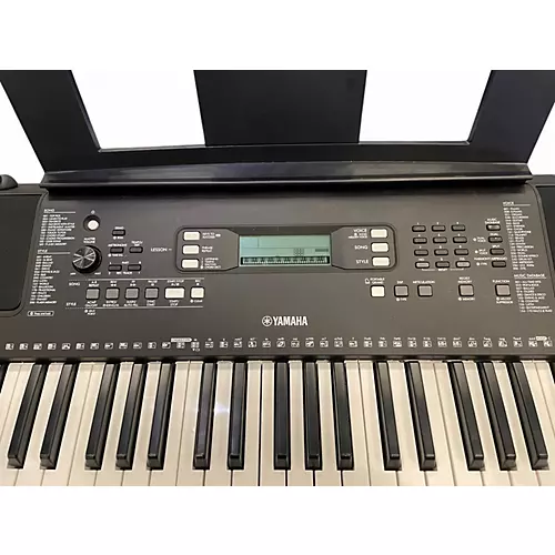 Used Yamaha E373 Portable Keyboard - musicians--Friend