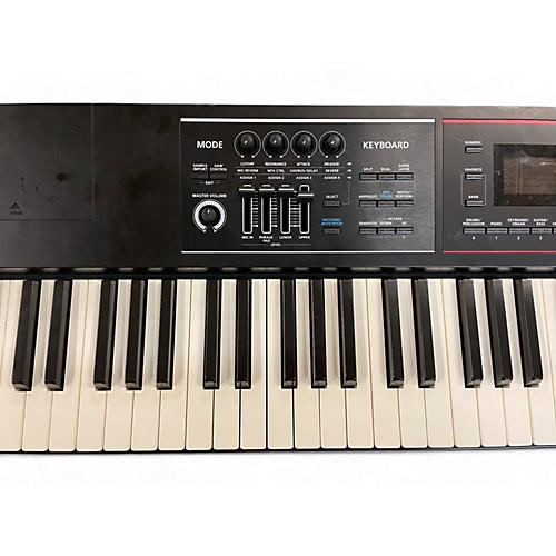 Used Roland Juno DS88 Keyboard Workstation - musicians--Friend