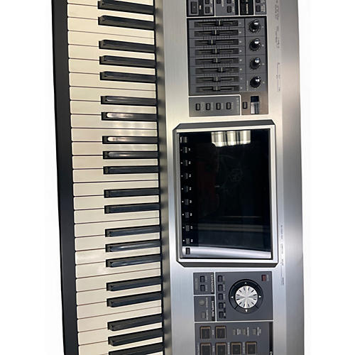 Used Roland Fantom G8 88 Key Keyboard Workstation - musicians--Friend