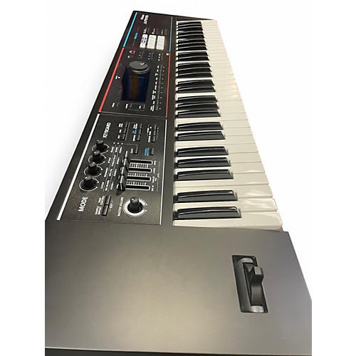 Used Roland JUNO DS Keyboard Workstation - musicians--Friend