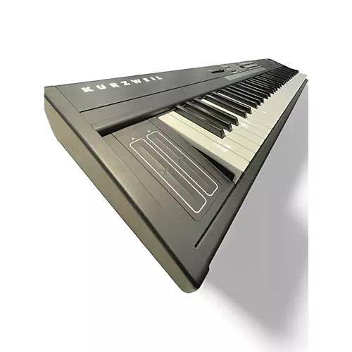 Used Kurzweil SP76 - musicians--Friend