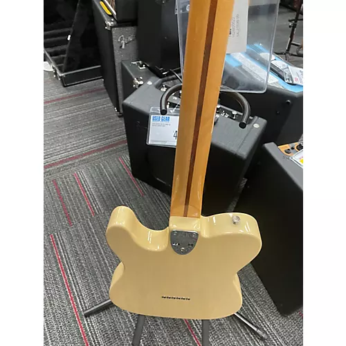 Used Fender Classic Series '72 Telecaster Thinline Butterscotch Blonde Hollow Body Electric Guitar Butterscotch Blonde - musicians--Friend