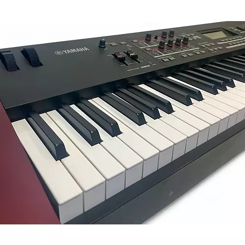 Used Yamaha MOXF8 88 Key Keyboard Workstation - musicians--Friend