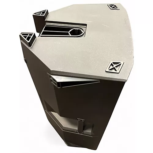 Used Mackie Thump 215 Powered Speaker - musicians--Friend