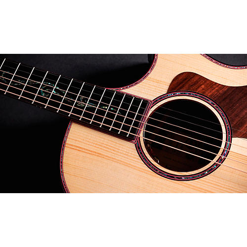 Taylor Custom Adirondack Spruce-Indian Rosewood Grand Auditorium Acoustic-Electric Guitar Natural - musicians--Friend