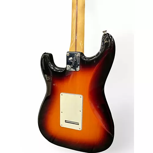 Used Fender Player Stratocaster 3 Color Sunburst Solid Body Electric Guitar 3 Color Sunburst - musicians--Friend