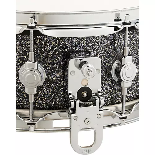 DW DWe Wireless Acoustic/Electronic Convertible Snare Drum 14 x 5 in. Lacquer Custom Specialty Black Cherry Metallic - musicians--Friend