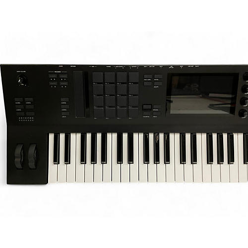 Used Akai Professional MPC Key 61 Keyboard Workstation - musicians--Friend