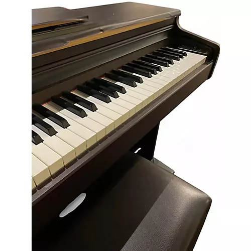 Used Dynatone SLP-210 Digital Piano - musicians--Friend