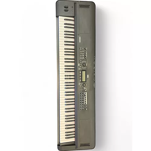 Used KORG kross 2 88 key - musicians--Friend