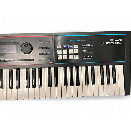 Used Roland JUNO-DS Synthesizer - musicians--Friend