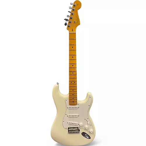 Used 2024 Fender American Professional II Stratocaster Olympic White Solid Body Electric Guitar Olympic White - musicians--Friend