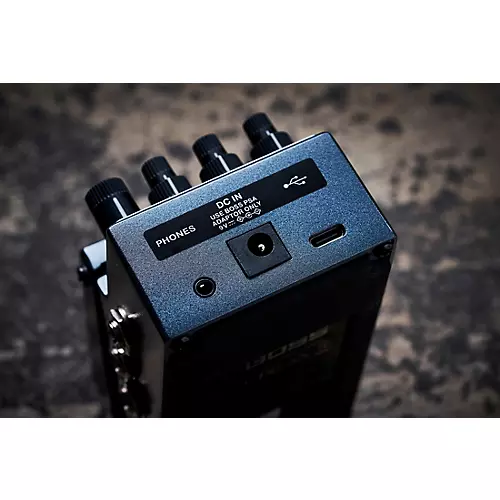 BOSS IR-2 Amp & Cabinet Effects Pedal Dark Grey - musicians--Friend