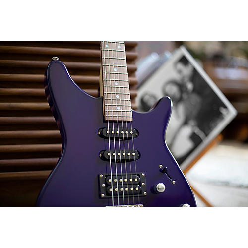 Rogue RR100 Rocketeer Electric Guitar Purple Sky - musicians--Friend