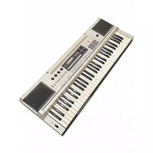 Used Casio Casiotone 7000 Digital Piano - musicians--Friend