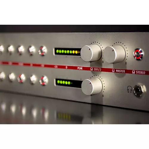 Neumann V 402 2-Channel Mic Preamp - musicians--Friend
