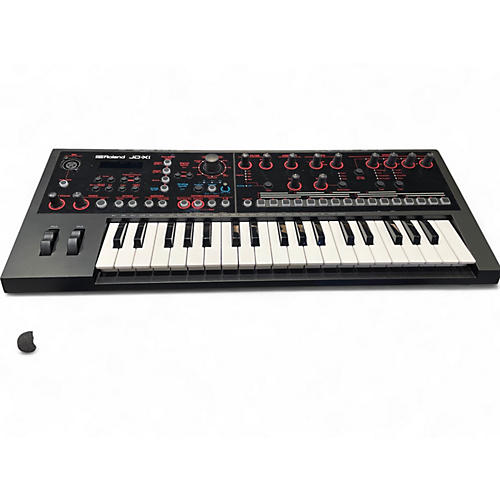 Used Roland JDXI Synthesizer - musicians--Friend